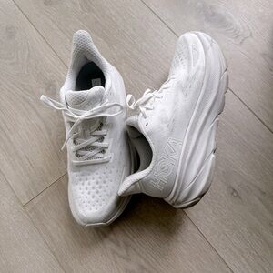 HOKA Clifton 9 white